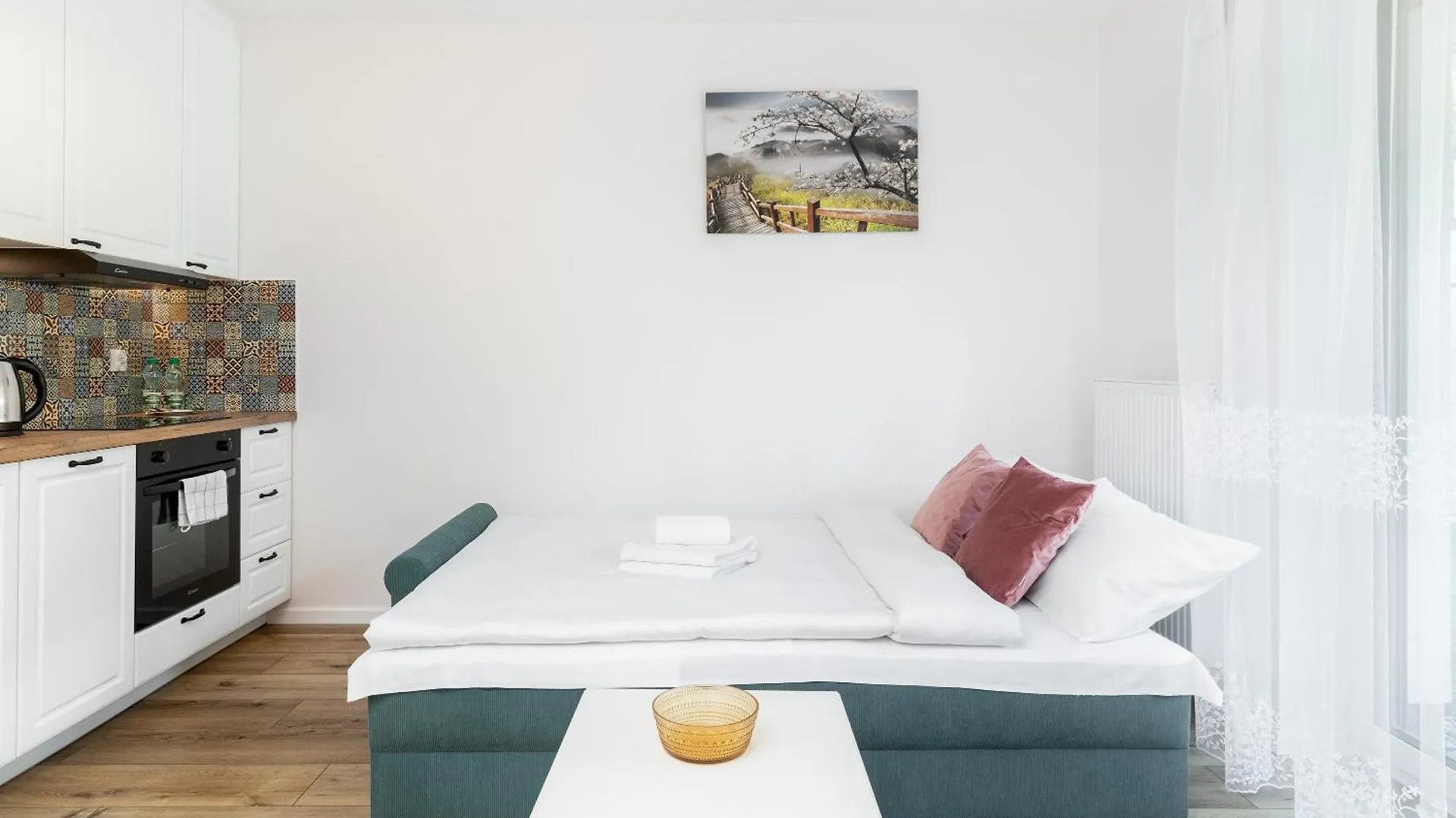 Czerwone Maki Studio With Garden Cracovia 0*,  Polonia