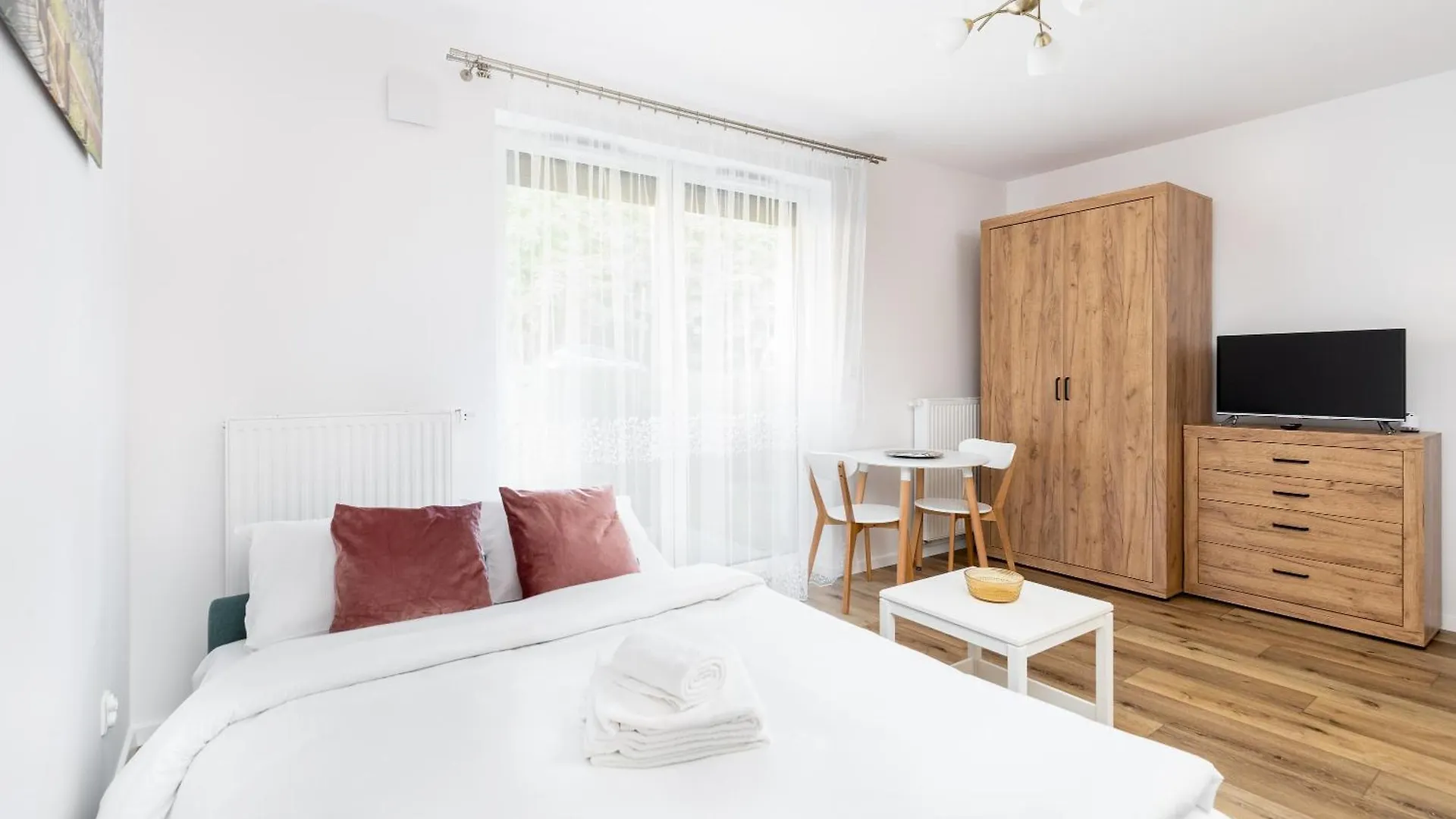 Czerwone Maki Studio With Garden Cracovia