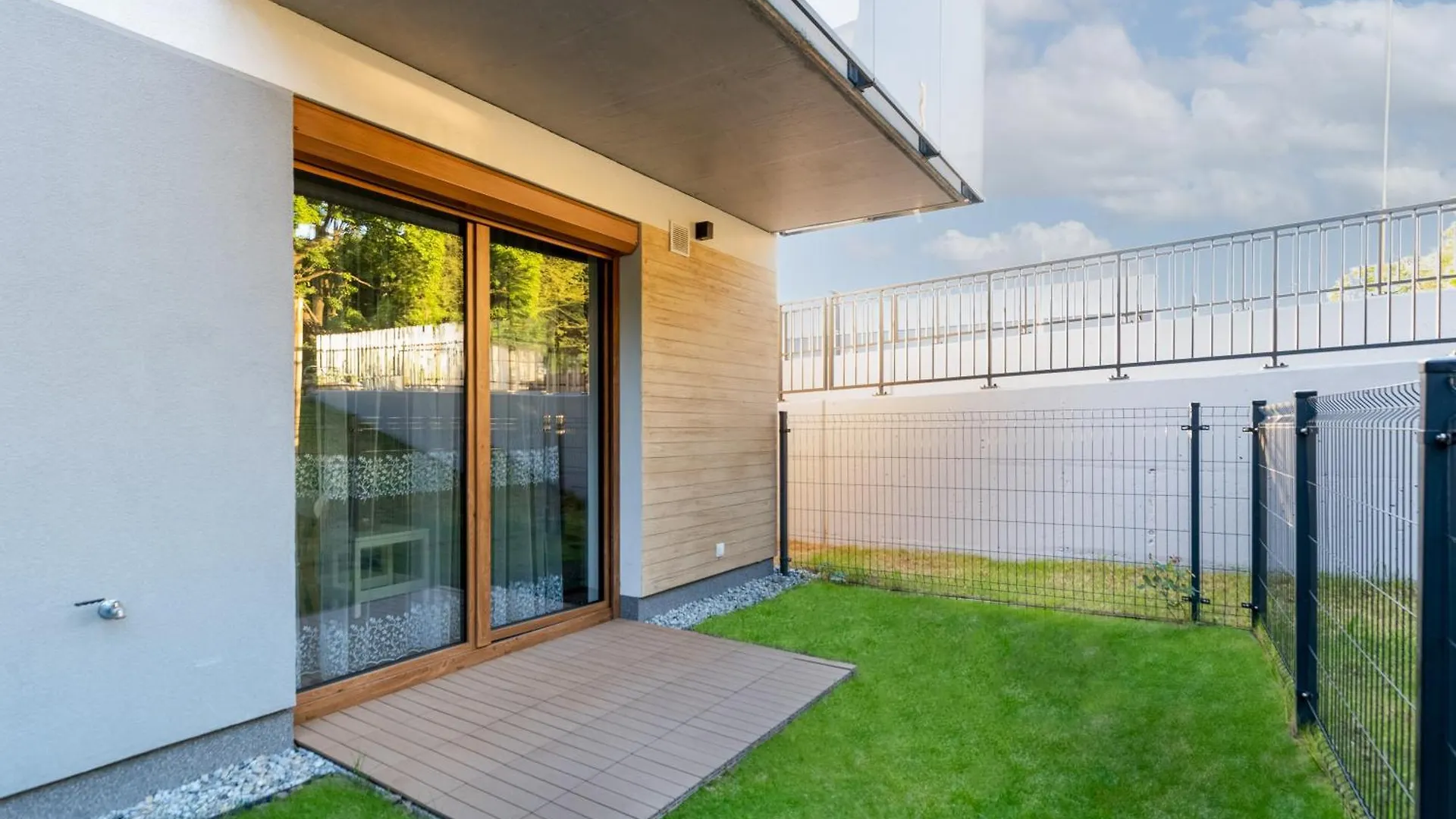 Czerwone Maki Studio With Garden Cracovia